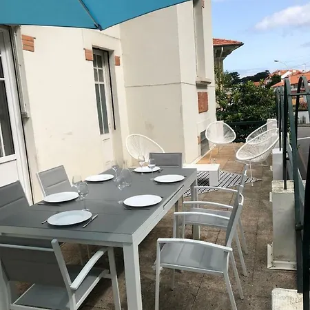 Ambassade De Bourgogne Apartamento *