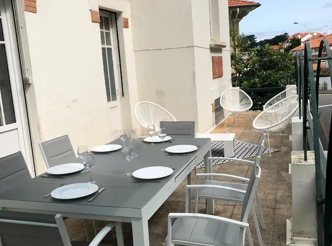 Ambassade De Bourgogne Hotell *